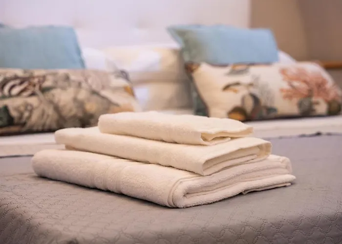 Lithos Guest Room